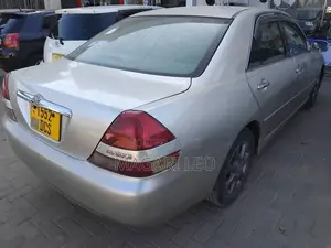 Toyota Mark II 2004 Silver