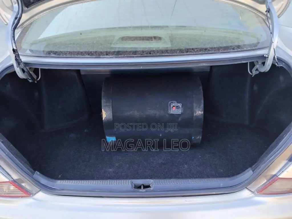 Toyota Mark II 2004 Silver