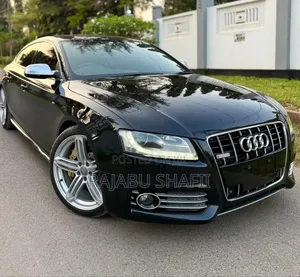 Audi A5 2.0T Premium 2011 Black