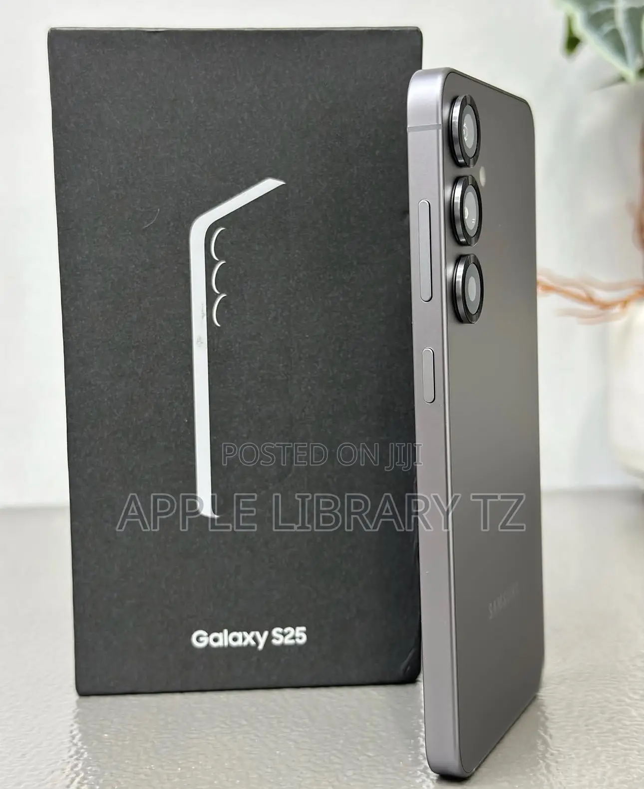 New Samsung Galaxy S25 128 GB Black