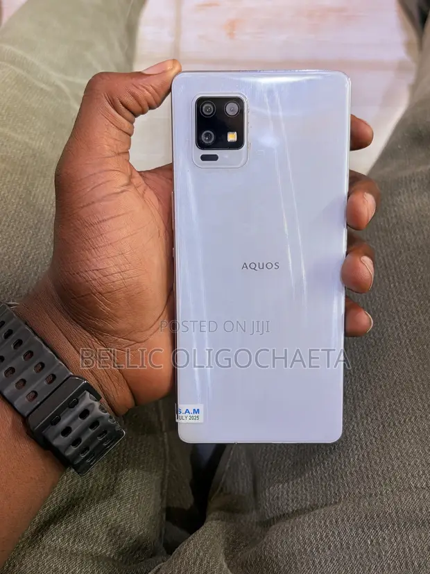 Sharp Aquos zero6 128 GB White - Bellic Oligochaeta ▷ Price: TSh