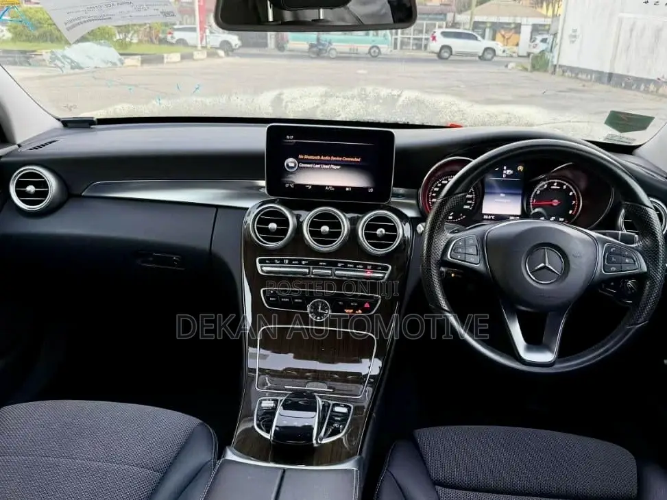 Mercedes-Benz C-Class C 180 7G-TRONIC PLUS (S205) 2015 White