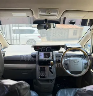 Toyota Noah 2009 Black
