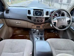 Toyota Fortuner 2013 Gray