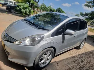 Honda Fit 2012 Silver
