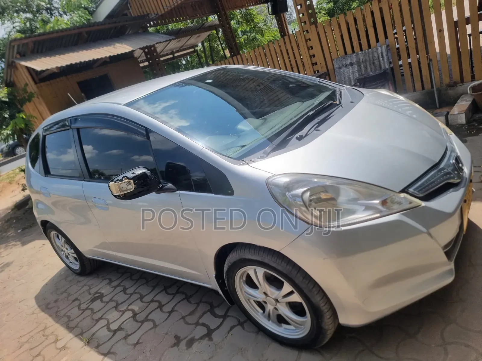 Honda Fit 2012 Silver