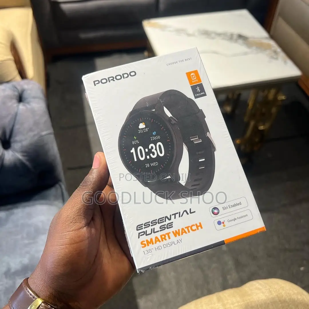 Porodo Essential Pulse Smartwatch With Earbuds
