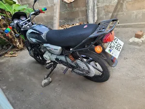 Bajaj Boxer X125 2025 Black