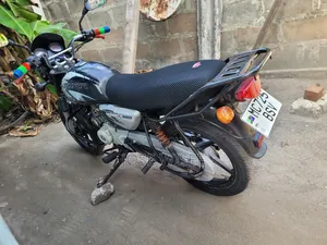 Bajaj Boxer X125 2025 Black