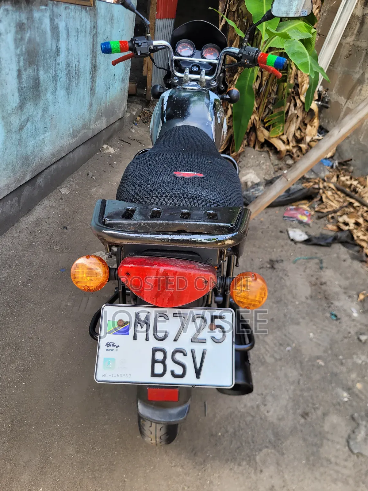 Bajaj Boxer X125 2025 Black