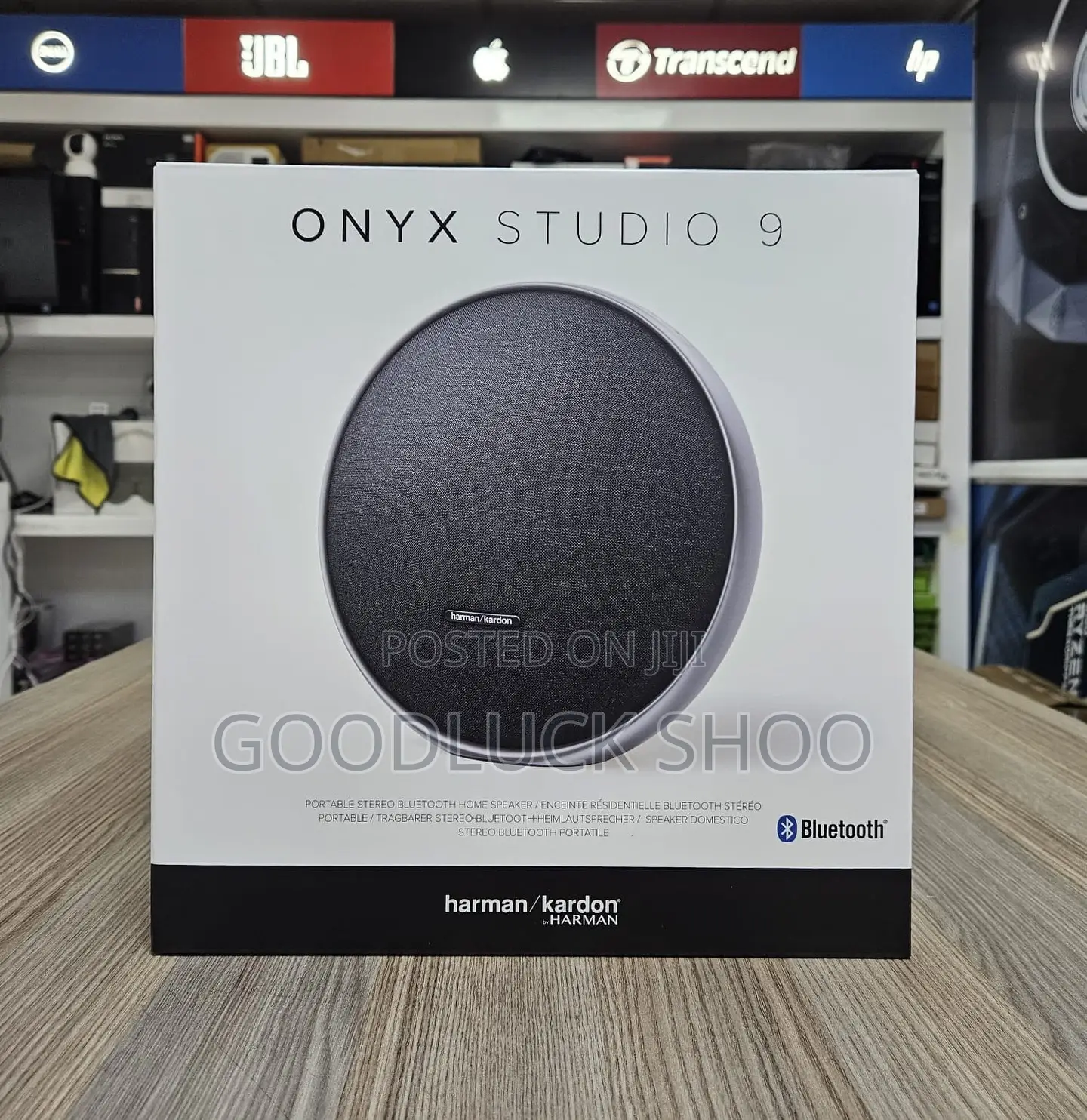 Harman Kardon Onyx Studio 9