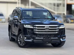 Toyota Land Cruiser LC300 2023 Black