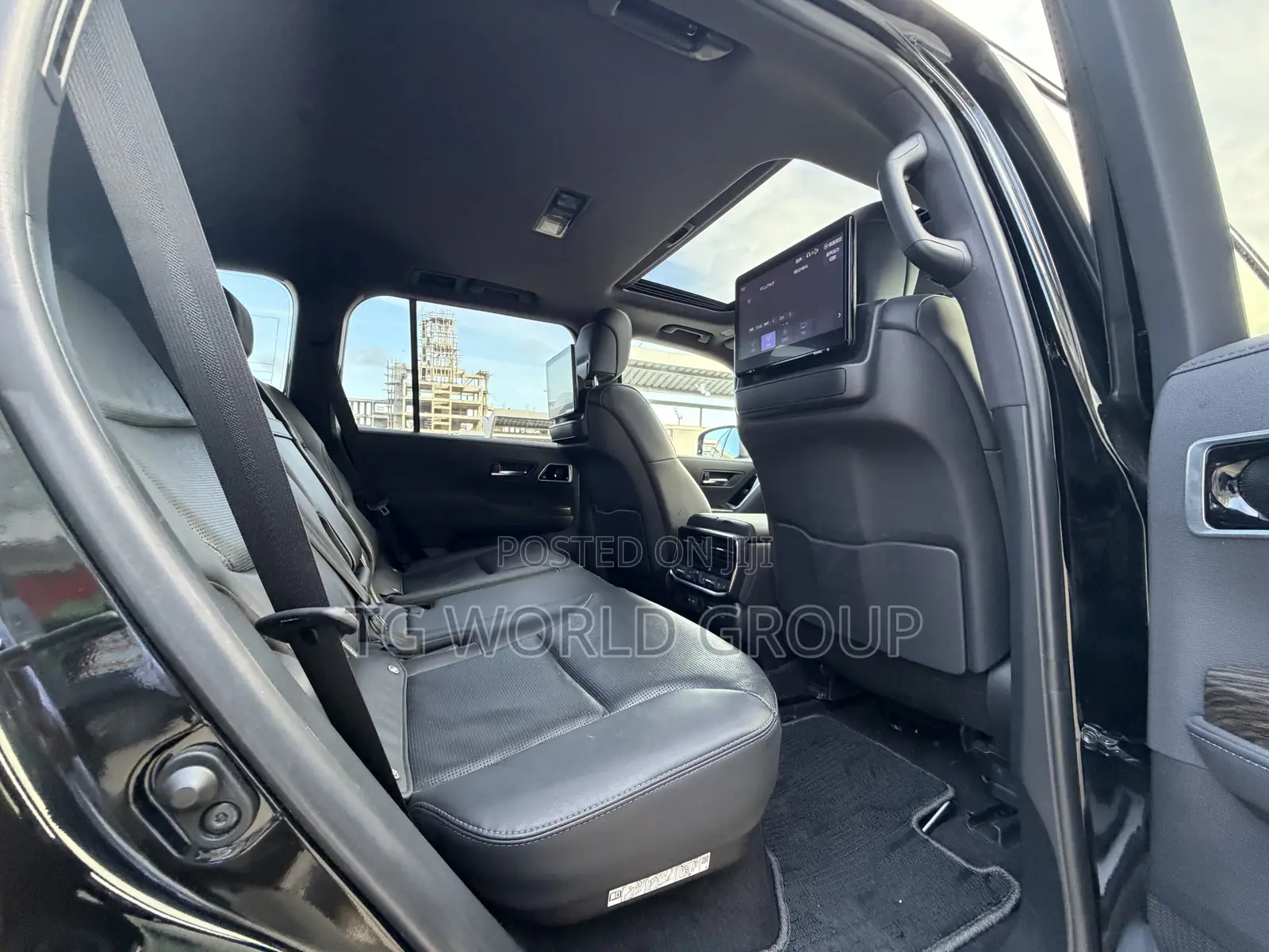 Toyota Land Cruiser LC300 2023 Black