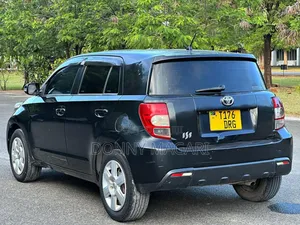 Toyota IST 2009 Black
