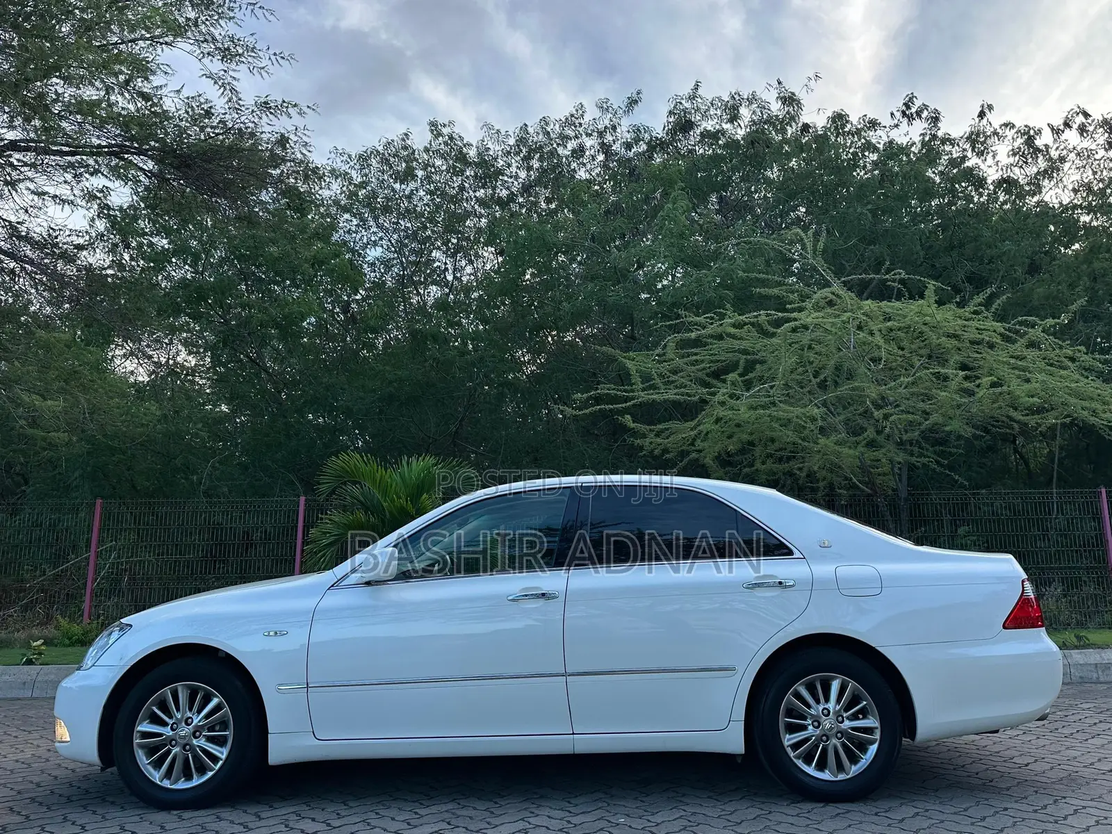 Toyota Crown Royale 2005 Pearl