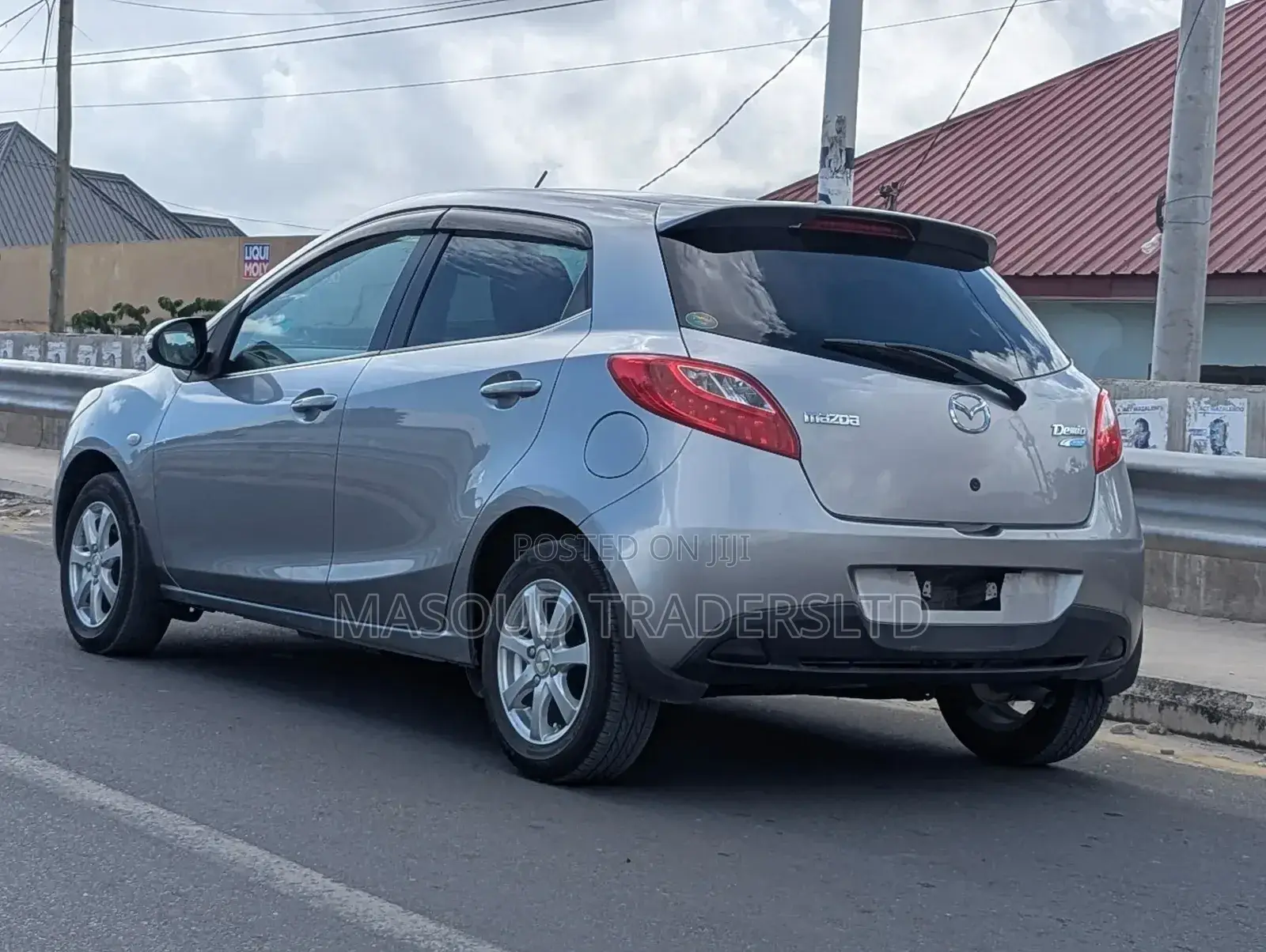 Mazda Demio 2012 Silver