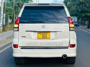 Toyota Land Cruiser Prado 2004 White