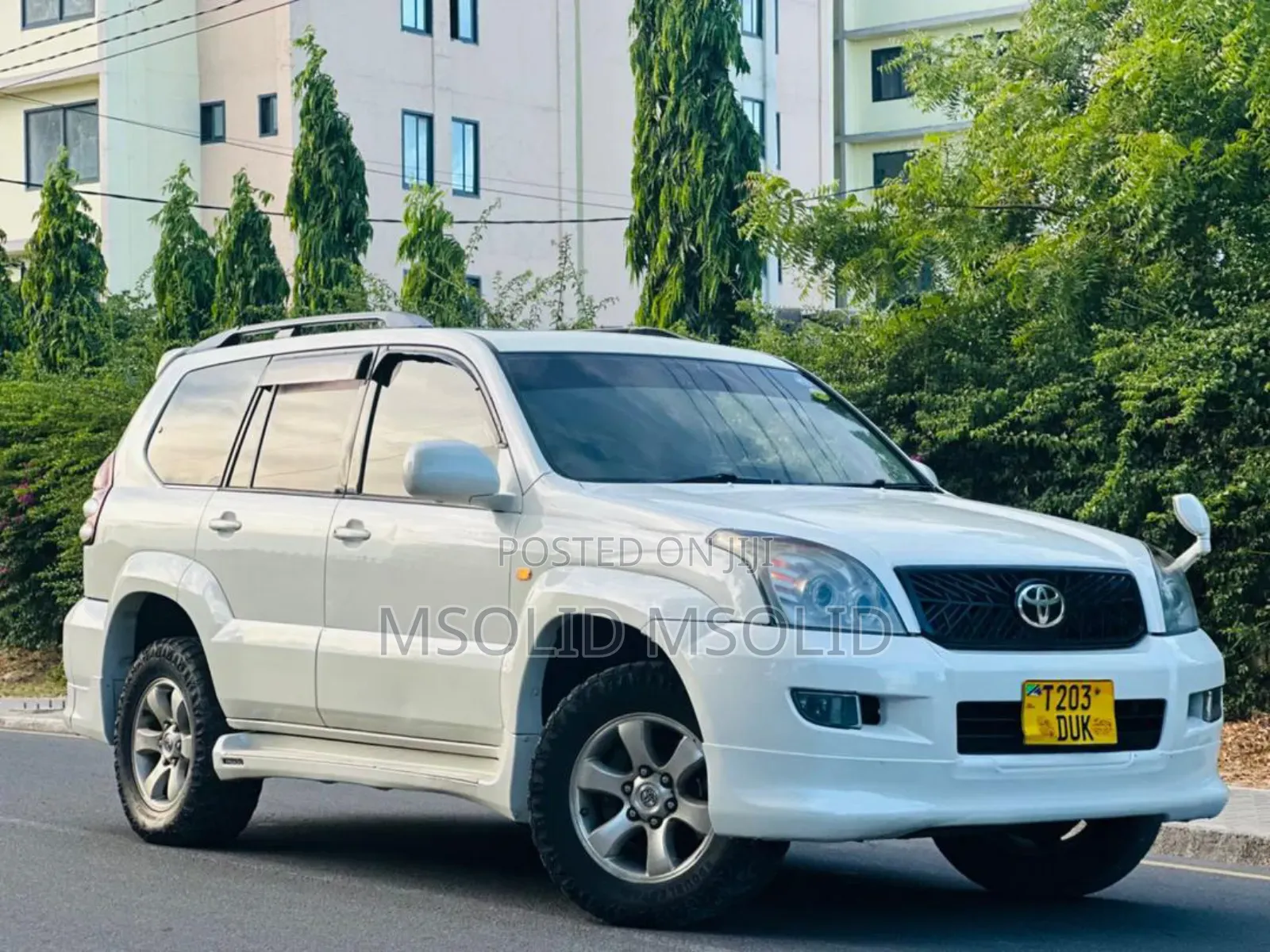 Toyota Land Cruiser Prado 2004 White