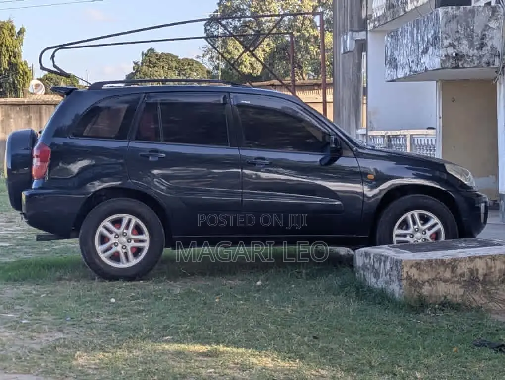 Toyota RAV4 2005 Black