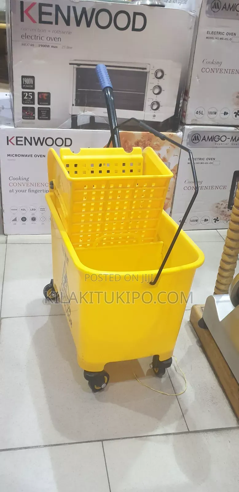 Cleaning Hand Spining Machine With Bucket