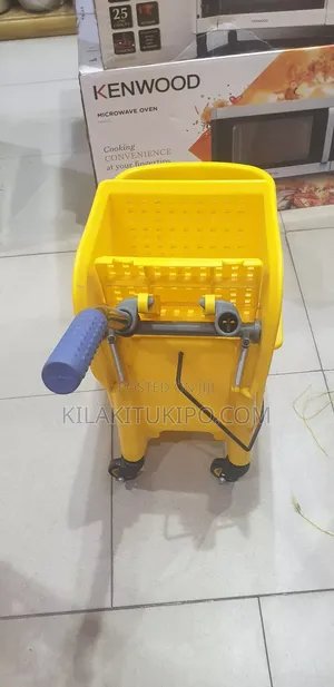 Cleaning Hand Spining Machine With Bucket
