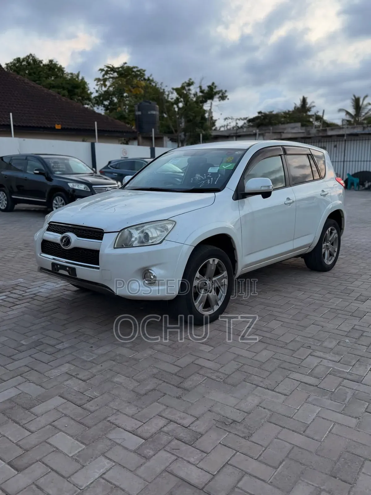 Toyota RAV4 2009 White