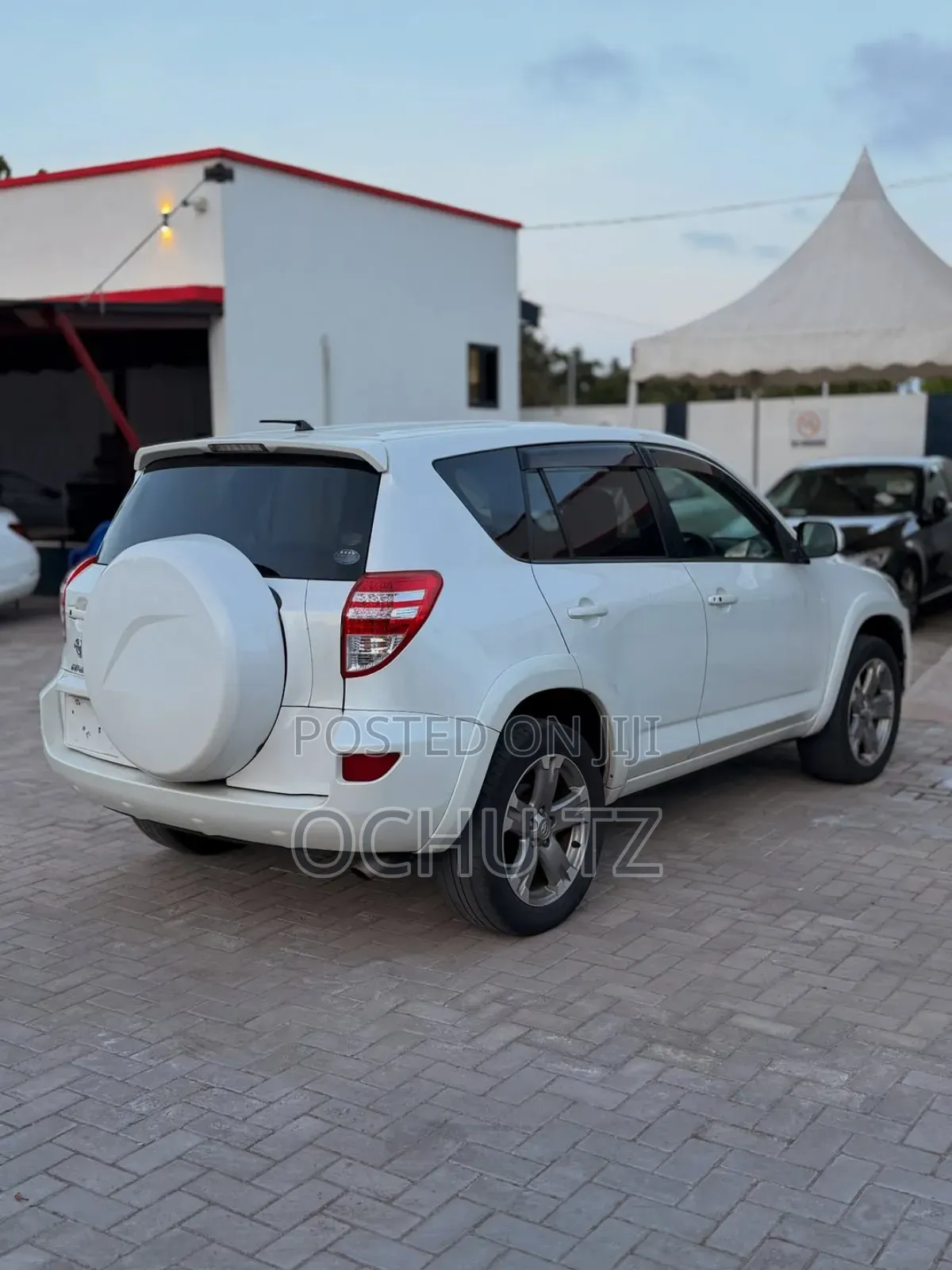Toyota RAV4 2009 White