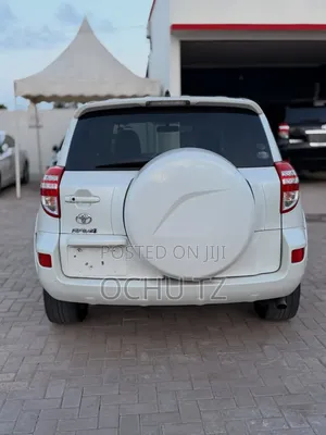 Toyota RAV4 2009 White
