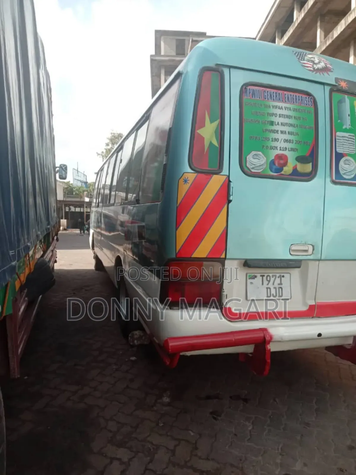 Toyota Coaster 2000 Blue