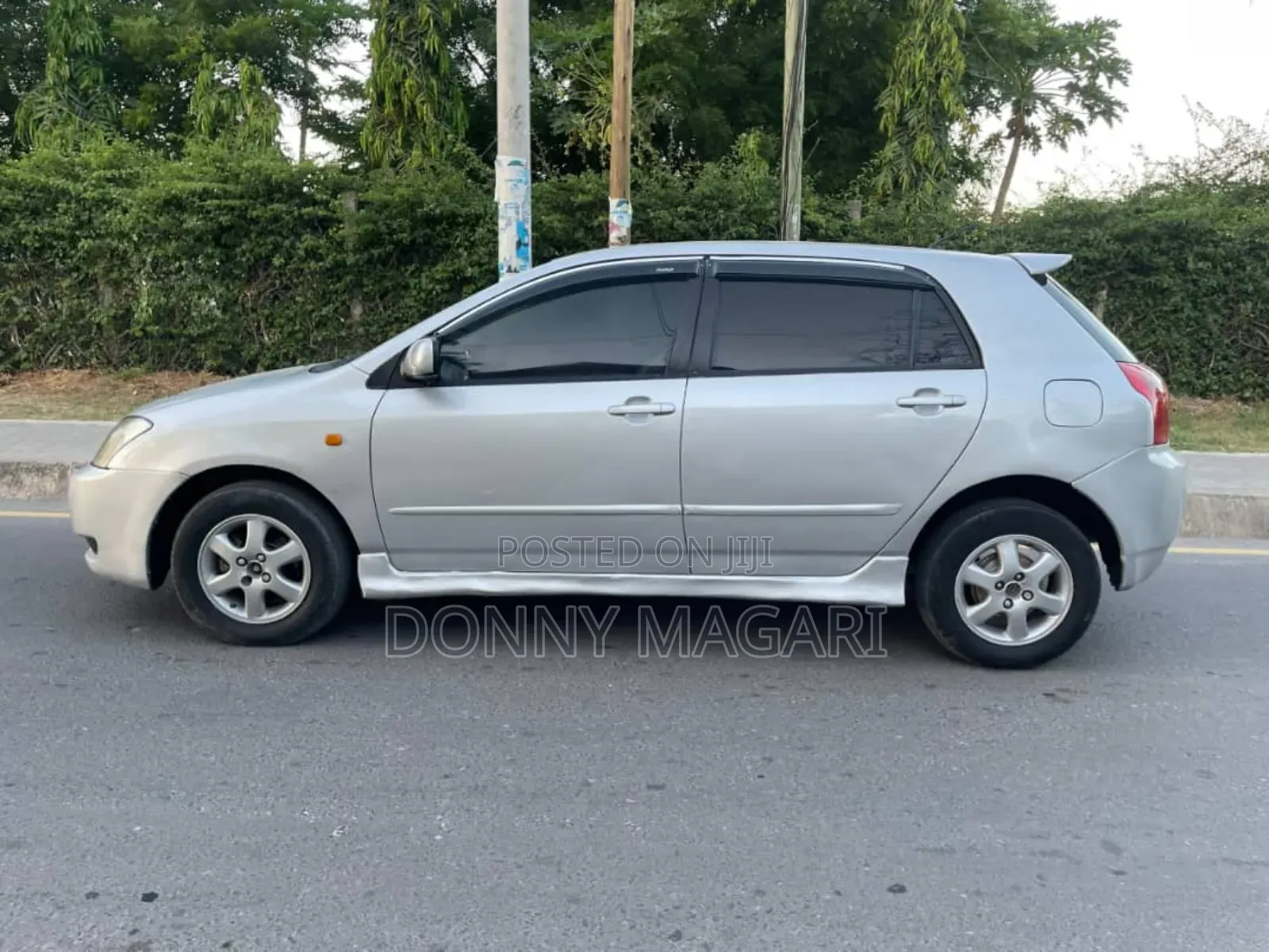 Toyota Corolla RunX 2005 Silver