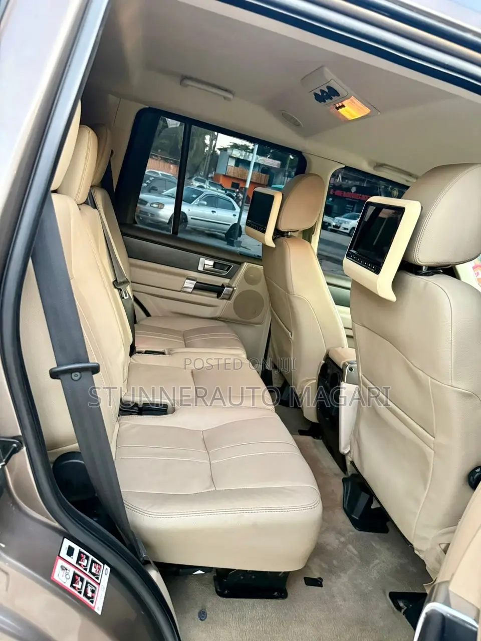 Land Rover Discovery 2016 Brown