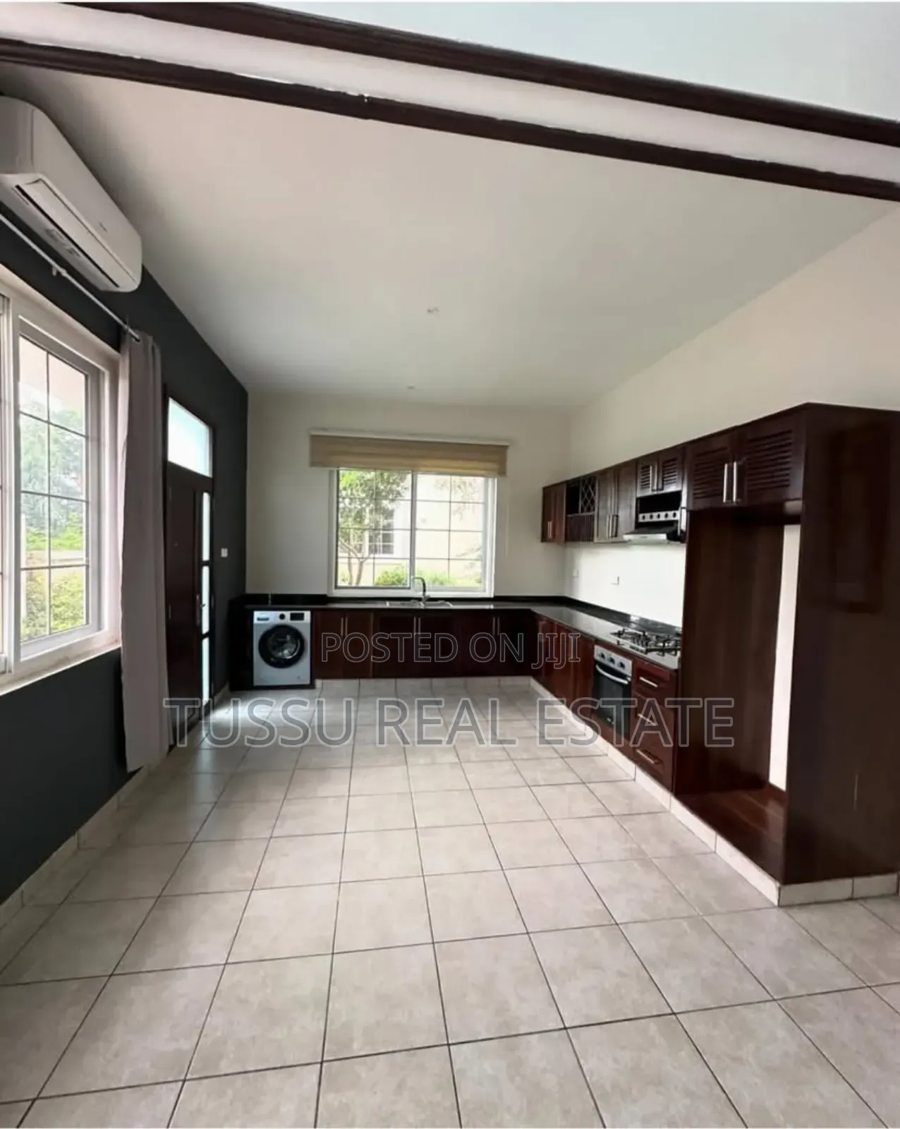 4bdrm Villa in Bahari Beach Dsm, Kinondoni for sale