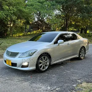 Toyota Crown 2009 Silver