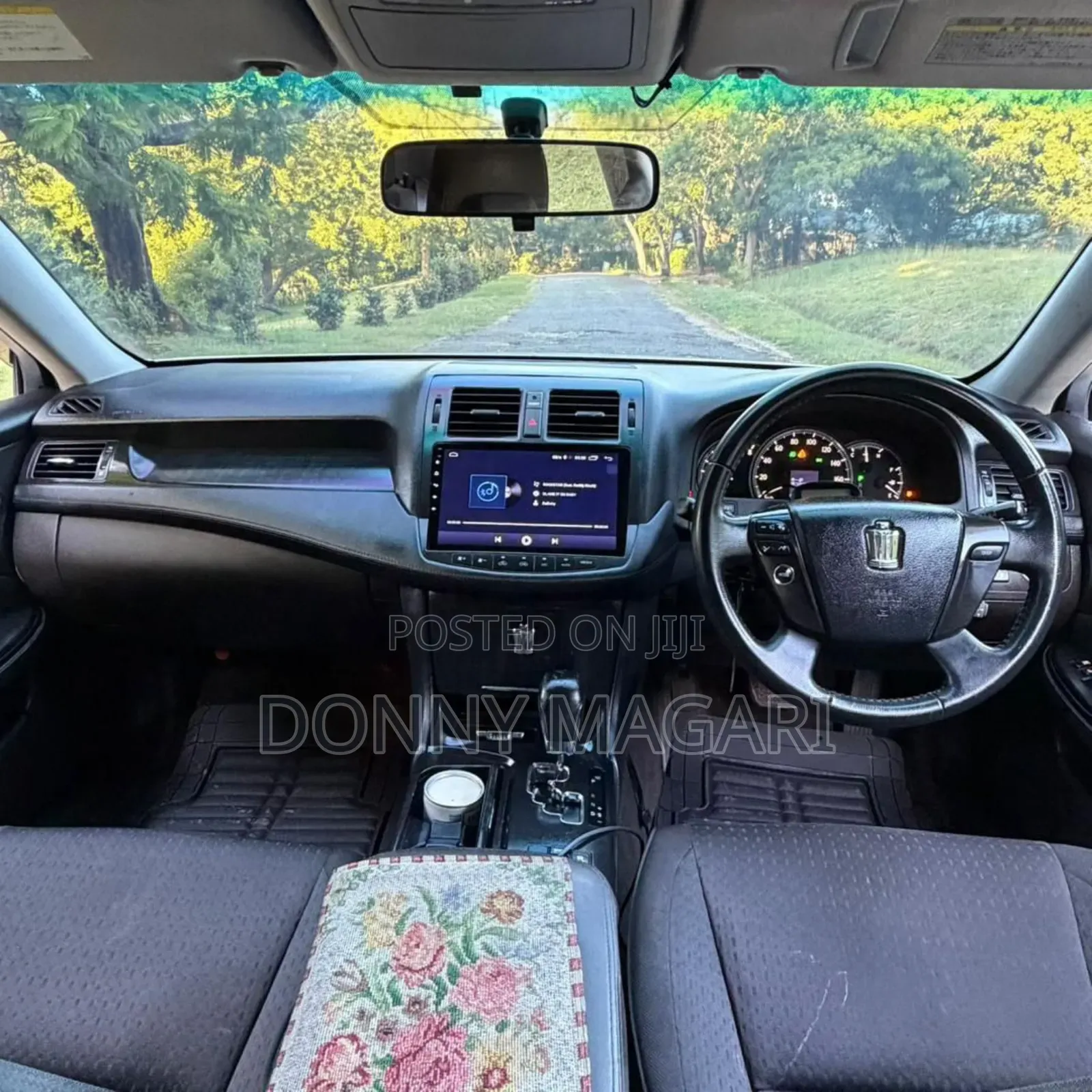 Toyota Crown 2009 Silver