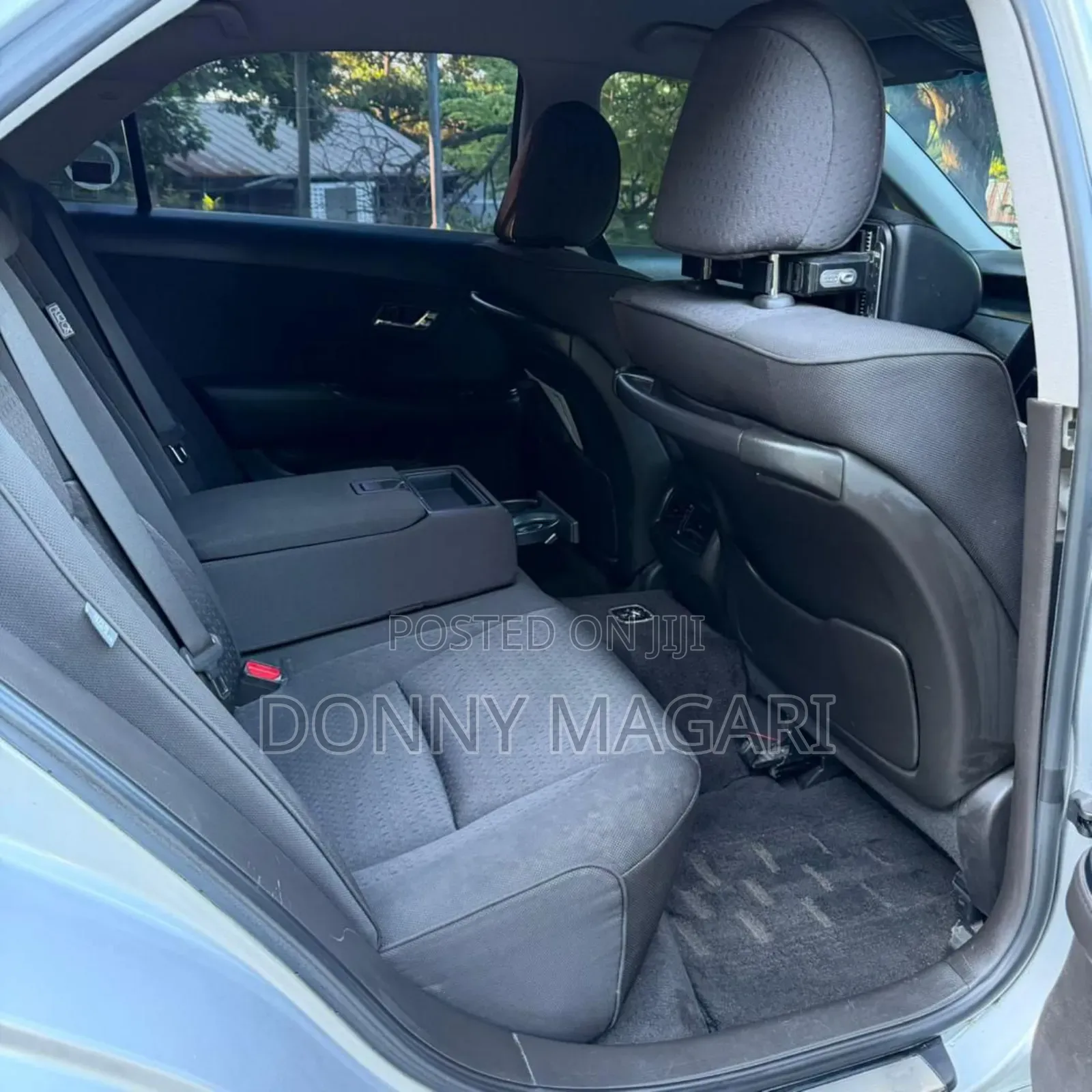 Toyota Crown 2009 Silver