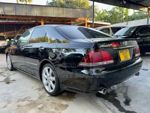 Toyota Crown 2004 Black