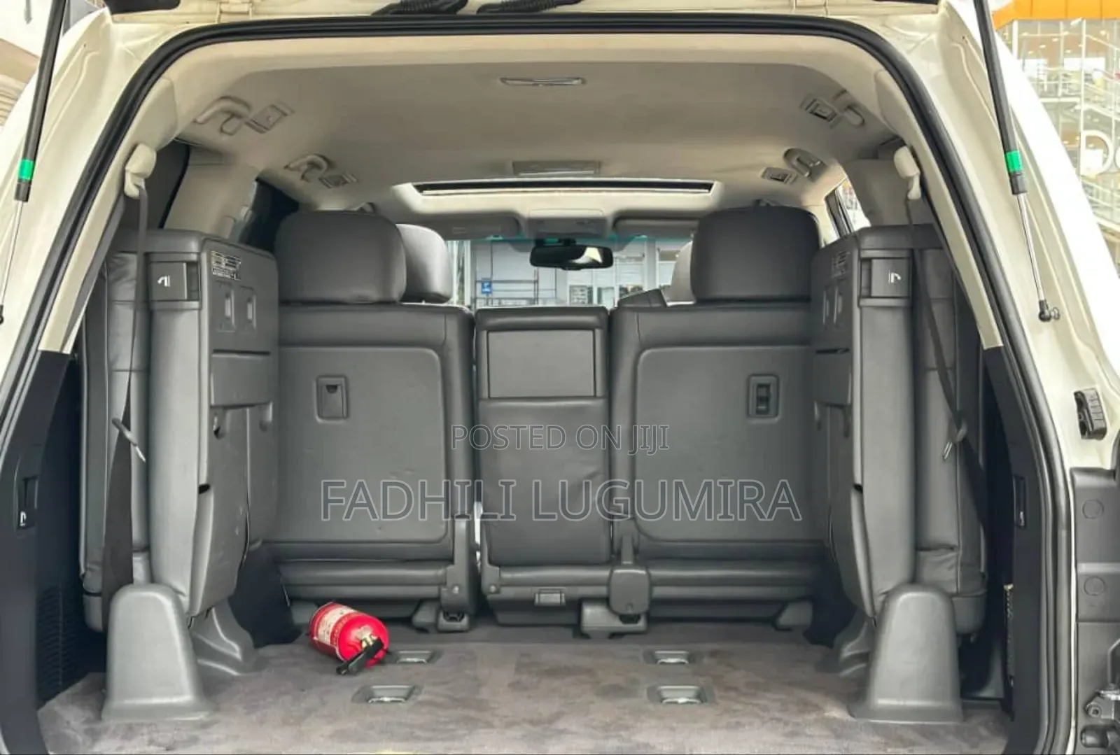 Toyota Land Cruiser 2010 White