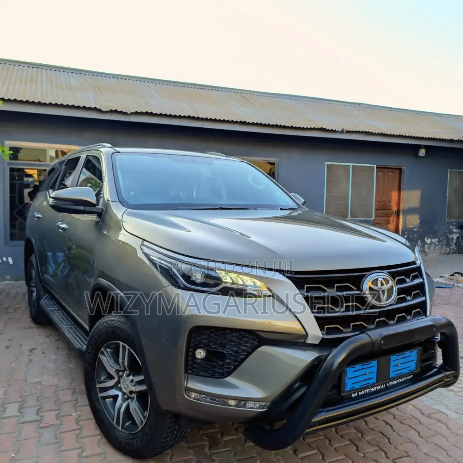 Toyota Fortuner 2022 Gray