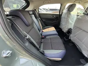 Honda Vezel 2025 Gray