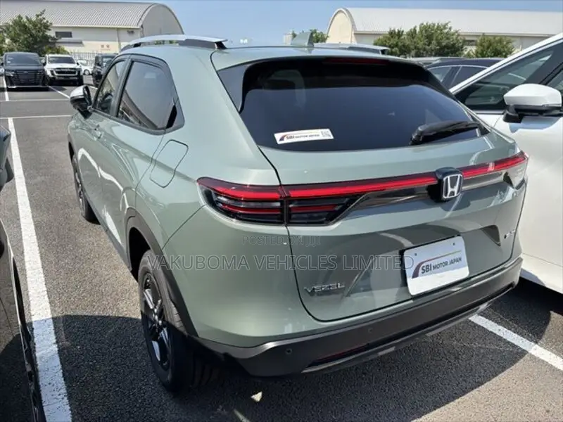 Honda Vezel 2025 Gray