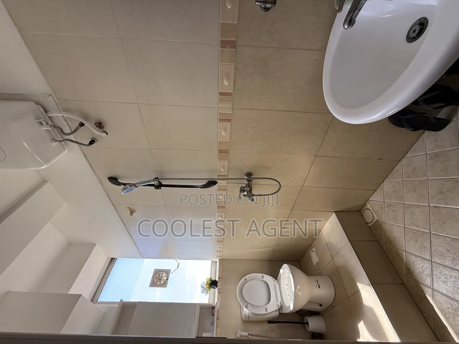 Furnished Studio Apartment in Coolest Estate for rent