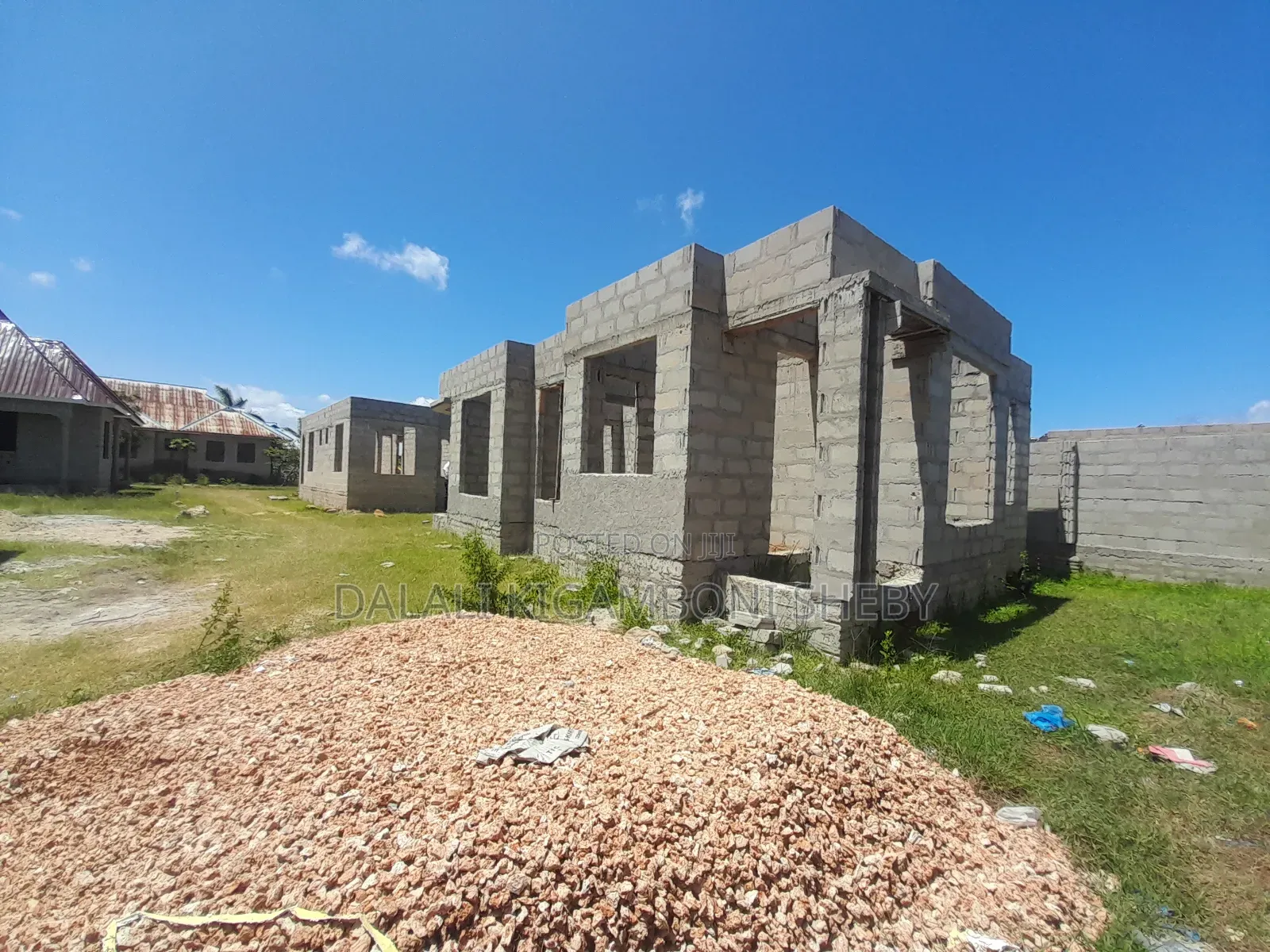 3bdrm House in Kigamboni Kibugumo for sale