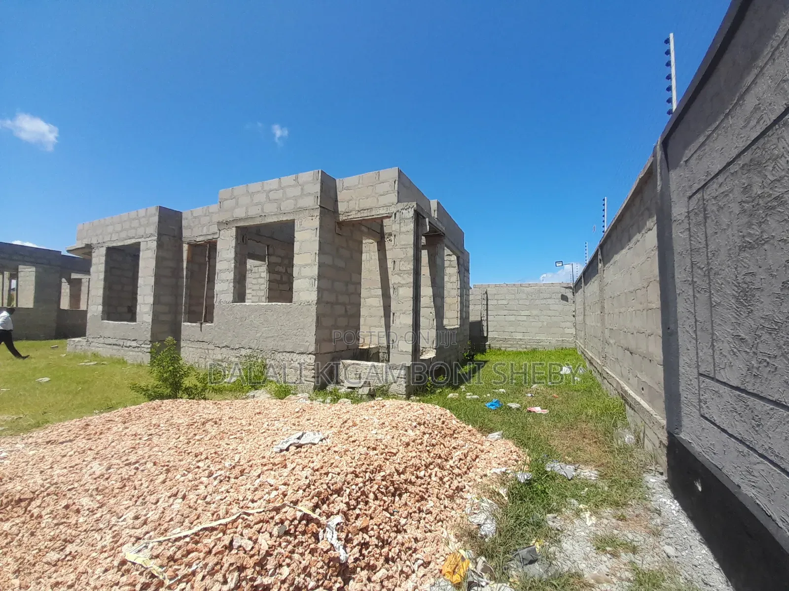 3bdrm House in Kigamboni Kibugumo for sale