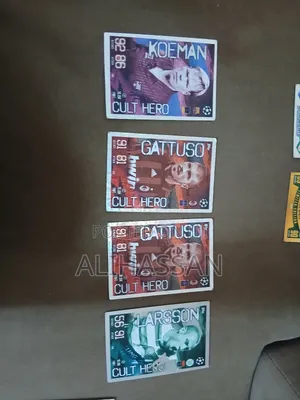 Match Attax Cult Hero Cards