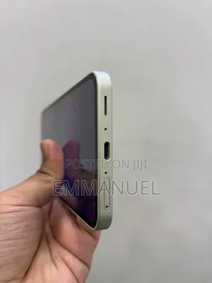 New Samsung Galaxy A36 128 GB Yellow