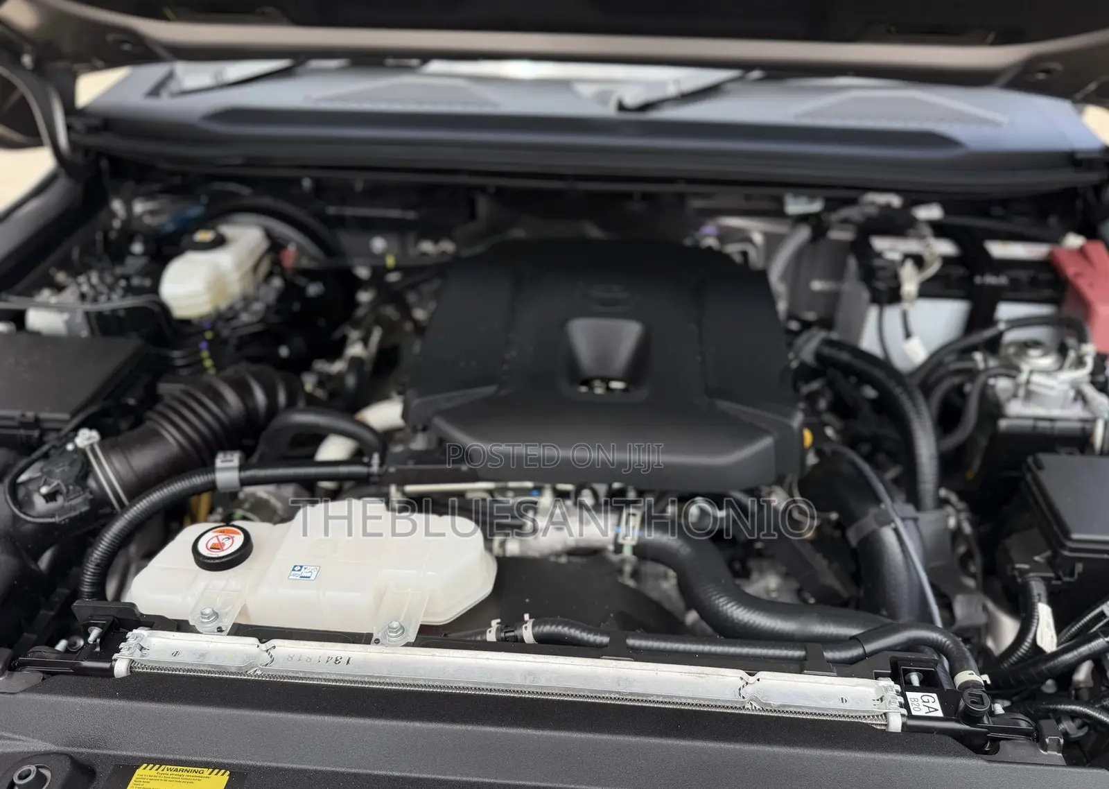 Toyota Land Cruiser Prado 2024 Silver