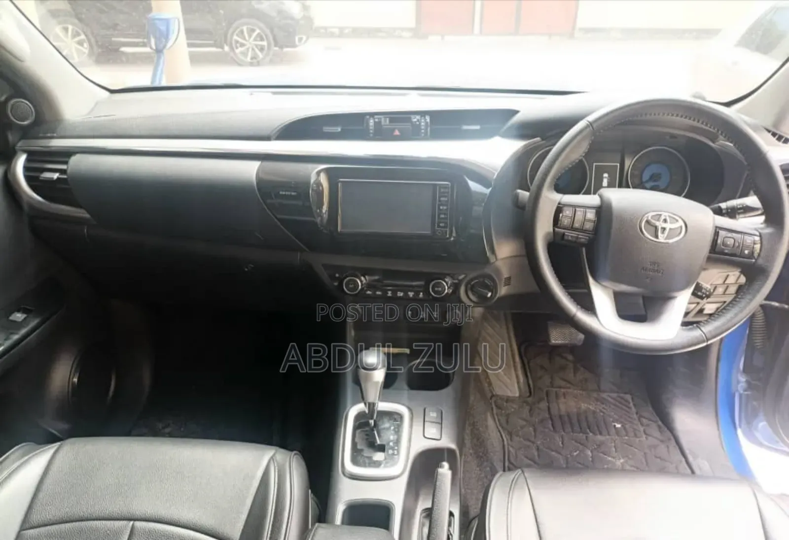 Toyota Hilux 2018 Blue
