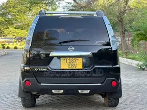 Nissan X-Trail 2010 Black