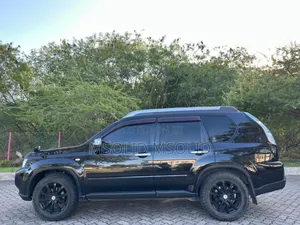 Nissan X-Trail 2010 Black