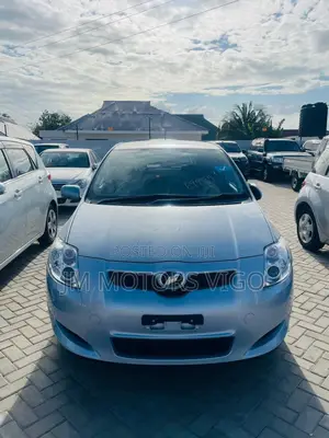 Toyota Auris 2009 Blue